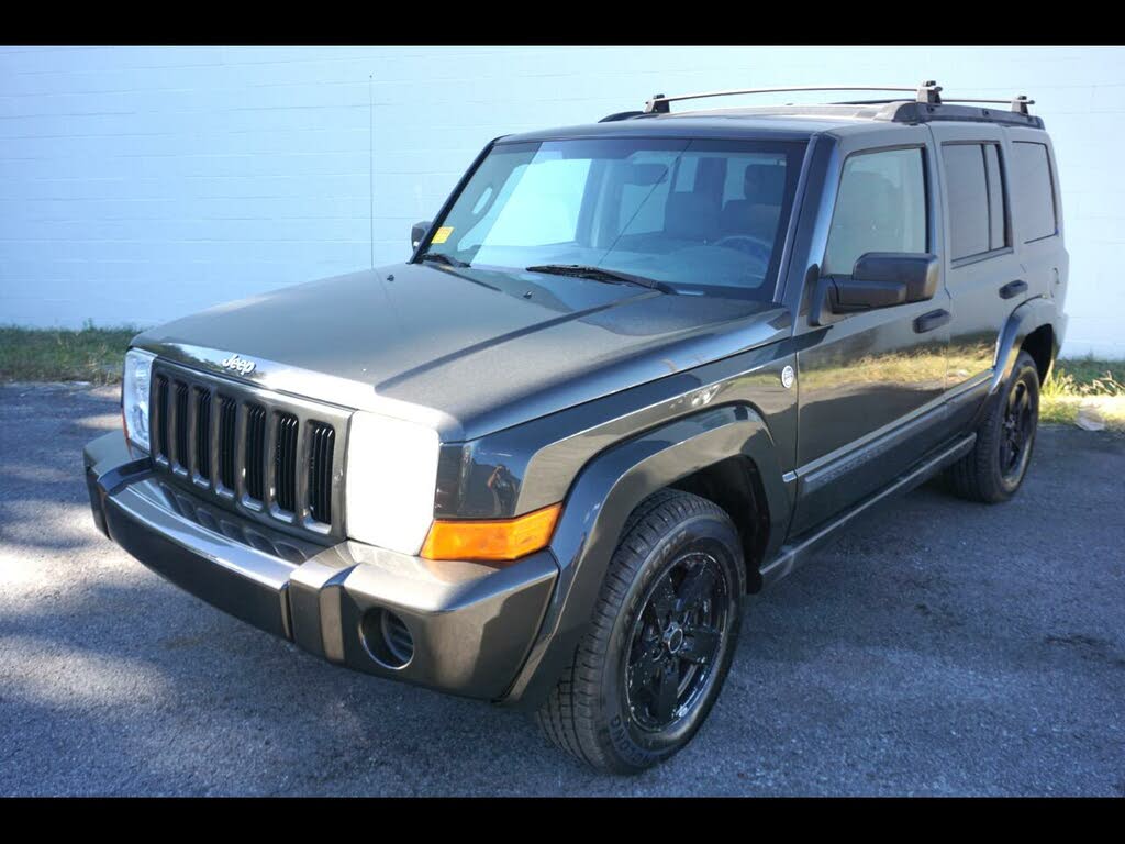 2006 Jeep Commander Base 4WD for sale in Lexington, KY