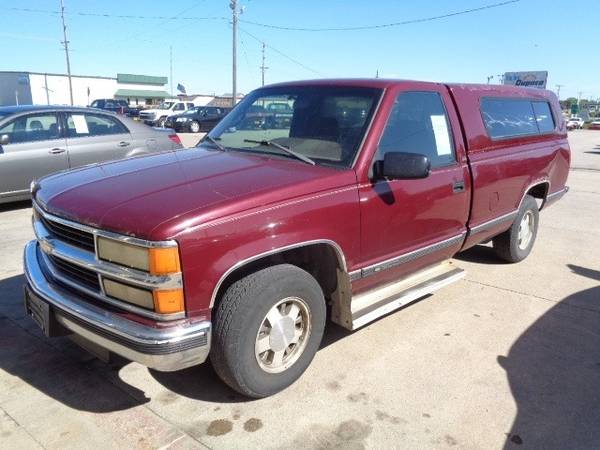 1996 Chevrolet C/K 1500 Reg Cab Sportside 117.5" WB for sale in Marion, IA