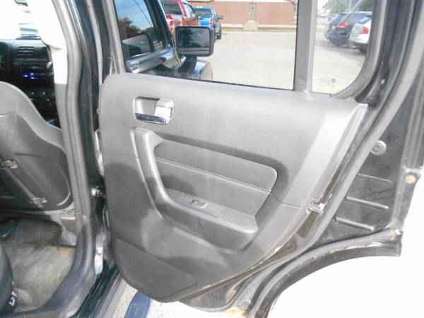 2006 HUMMER H3 Sport Utility for sale in Mishawaka, IN – photo 8