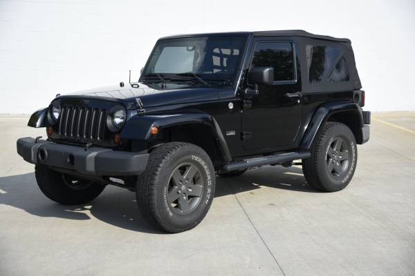 Jeep Wrangler 2009 X Rocky mountain edition V6 3.8L 2 Door for sale in Strongsville, OH – photo 4