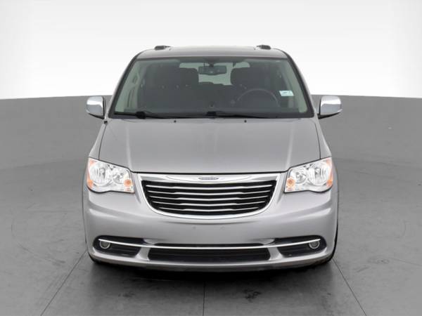 2015 Chrysler Town and Country Limited Minivan 4D van Gray - FINANCE... for sale in Houston, TX – photo 17