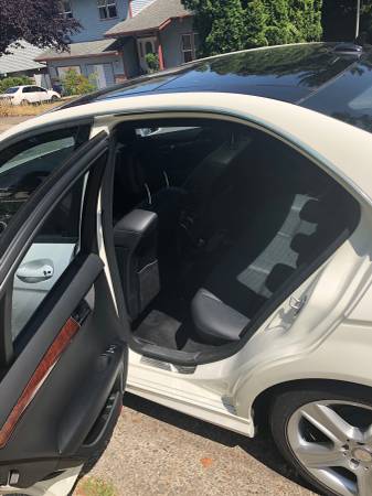 Clean 2010 Mercedes C300 4matic with panoramic roof, 131k for sale in Federal Way, WA – photo 10