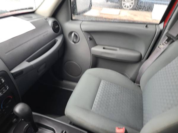 2007 Jeep Liberty 4x4 Clean Out Of State No Rust 2 Owners No... for sale in Oswego, NY – photo 14