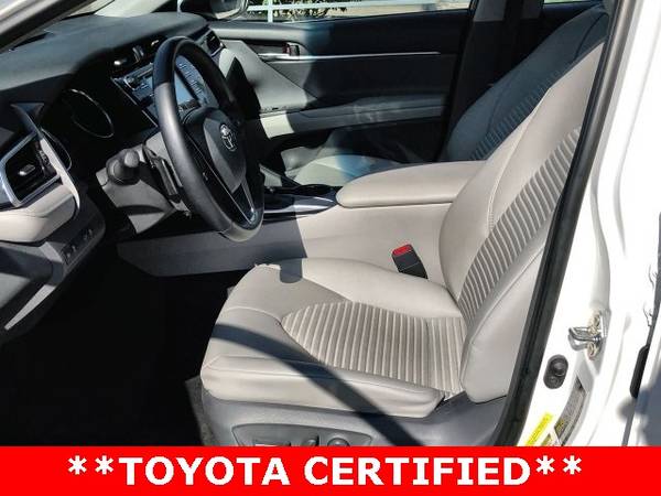 2018 Toyota Camry SE for sale in Westmont, IL – photo 9