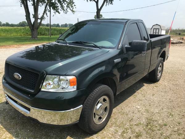 Super Clean 2006 Ford F-150 4 x 4 - - by dealer for sale in Evansville, WI – photo 2