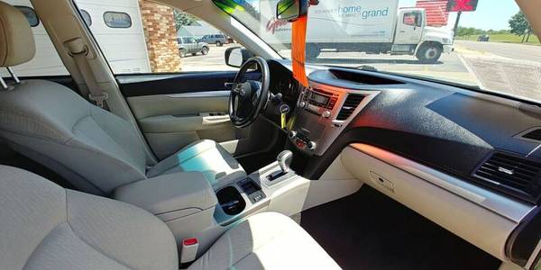 2012 Subaru Outback 2.5i Premium AWD 4dr Wagon CVT 139771 Miles for sale in Portage, WI – photo 16