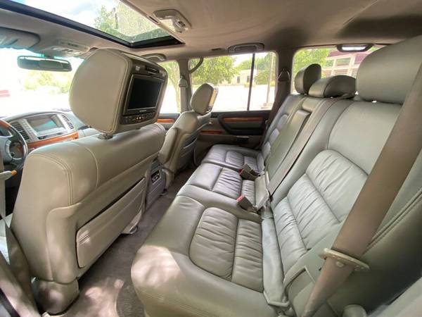 2005 Lexus LX 470: LOW MILES 4WD 3rd Row Seating LOADED for sale in Madison, WI – photo 15