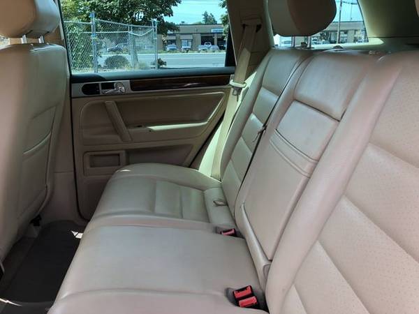 2010 Volkswagen Touareg AWD SUV for sale in Vancouver, WA – photo 8
