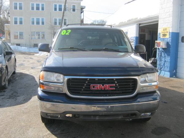 2002 GMC Yukon XL 1500 SLT 4WD - - by dealer - vehicle for sale in Roslindale, MA – photo 2