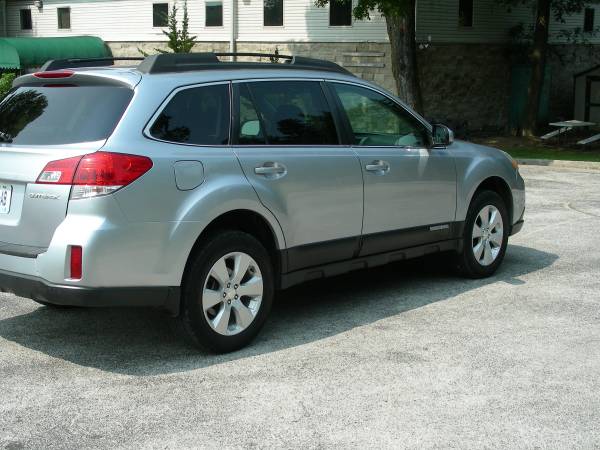 2012 SUBARU OUTBACK PREMIUM AWD ONE OWNER!! for sale in Rogersville, MO – photo 4