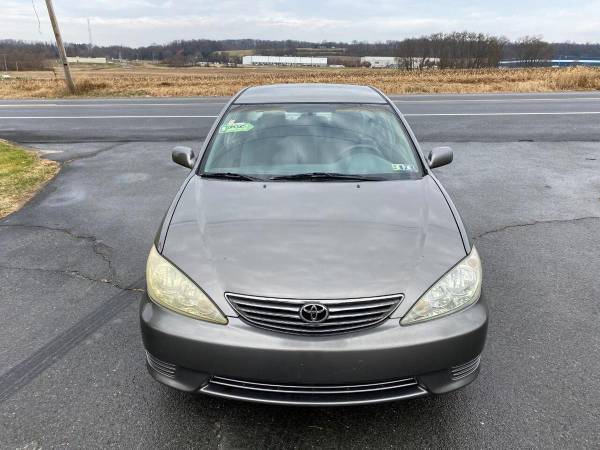 2006 Toyota Camry LE 4dr Sedan w/Automatic - - by for sale in Wrightsville, PA – photo 2