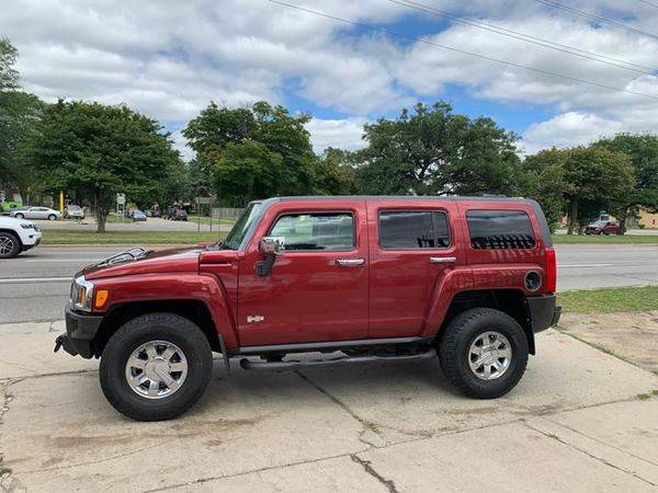 2010 HUMMER H3 Luxury 4x4 4dr SUV FREE CARFAX, 2YR WARRANTY WITH... for sale in Detroit, MI – photo 13