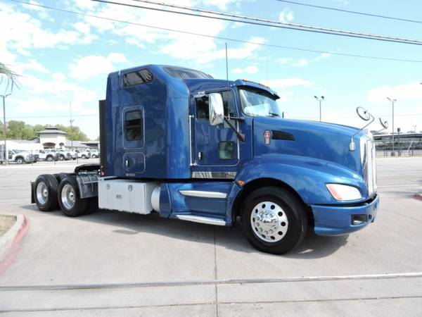 2013 KENWORTH T660 W/SLEEPER with for sale in Grand Prairie, TX – photo 8