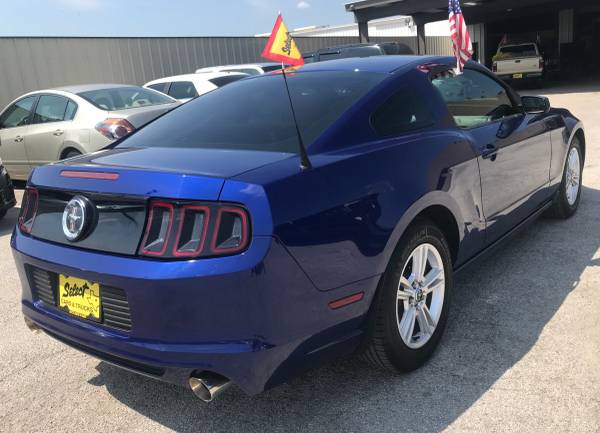 SELLING A 2013 FORD MUSTANG, CALL AMADOR JR @ FOR INFO for sale in Grand Prairie, TX – photo 3