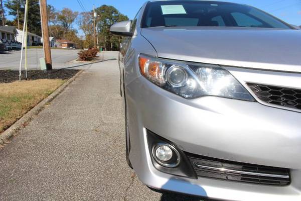 2013 Toyota Camry - Financing Available! - cars & trucks - by dealer... for sale in SMYRNA, GA – photo 4