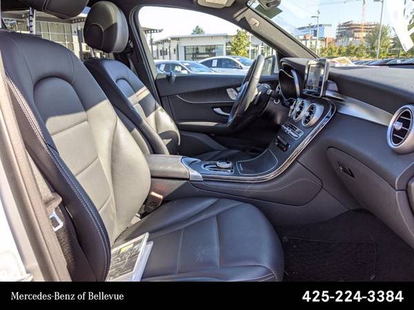 2017 Mercedes-Benz GLC GLC 300 AWD All Wheel Drive SKU:HF141131 -... for sale in Bellevue, WA – photo 21