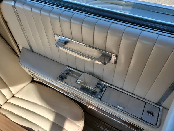 1964 Lincoln Continental air ride for sale in Milford, CT – photo 15