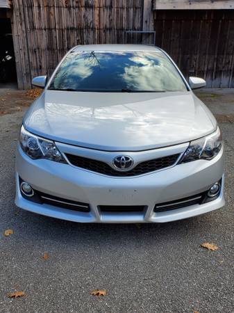 2012 Toyota Camry SE - cars & trucks - by owner - vehicle automotive... for sale in MOLINE, IA – photo 3