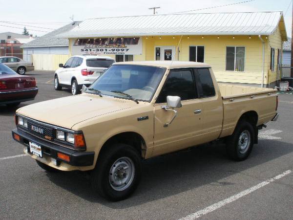 1984 NISSAN KING CAB 4X4 - HOME OF "YES WE CAN" FINANCING for sale in Medford, OR – photo 2
