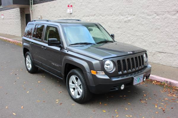 2016 Jeep Patriot 4x4 - One Owner - Super Nice!!! - cars & trucks -... for sale in Corvallis, OR – photo 4