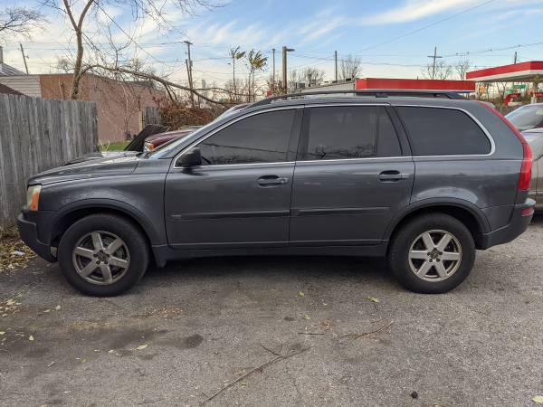 2005 Volvo XC90, $900 DOWN! - cars & trucks - by dealer - vehicle... for sale in Columbus, OH – photo 3