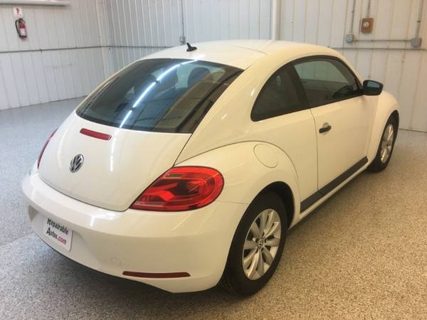 2014 Volkswagen Beetle Coupe 2dr Auto 1.8T Entry PZEV for sale in Strasburg, ND – photo 5