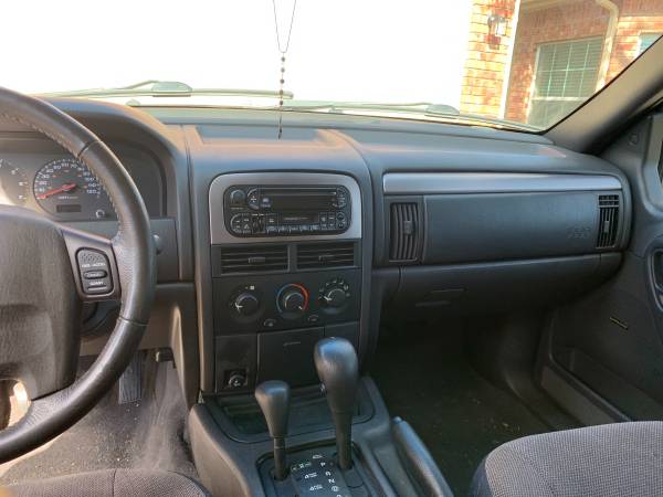 2001 Grand Cherokee 4x4 - cars & trucks - by owner - vehicle... for sale in Little Elm, TX – photo 6