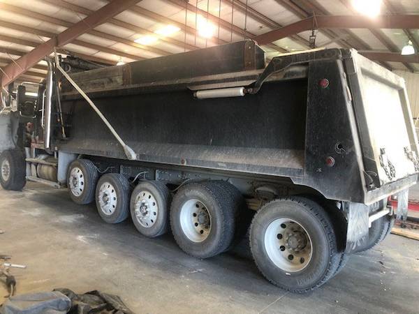 2015 FREIGHTLINER QUINT DUMP for sale in Greensboro, NC – photo 2