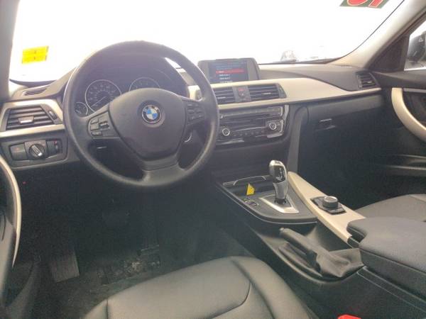 2018 BMW 3 Series AWD 4D Sedan/Sedan 320i xDrive for sale in Dubuque, IA – photo 12