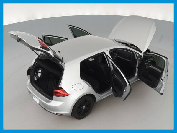 2016 VW Volkswagen eGolf SEL Premium Hatchback Sedan 4D sedan Silver for sale in Montebello, CA – photo 19
