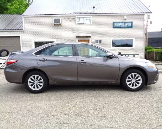 2017 Toyota Camry LE Power Seat Windows Locks IPOD BlueTooth 1Owner for sale in Hampton Falls, NH – photo 3
