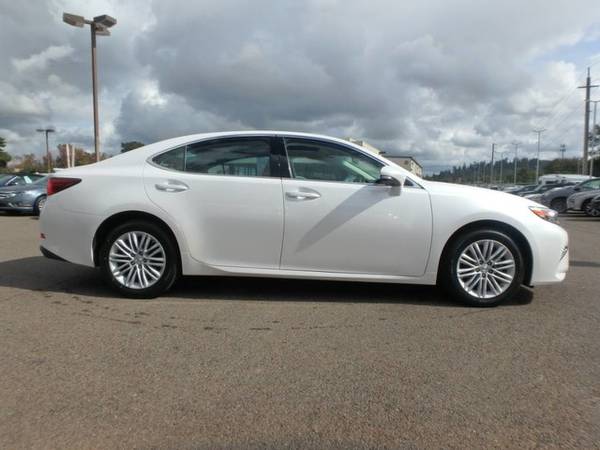 2016 Lexus ES 350 Eminent White Pearl *Unbelievable Value!!!* for sale in Eugene, OR – photo 9
