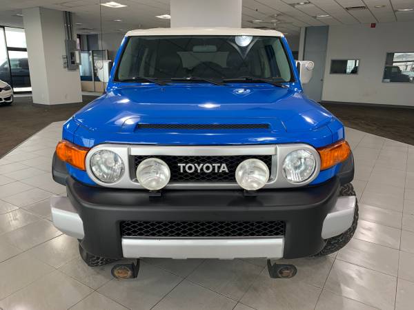 2007 Toyota FJ Cruiser - - by dealer - vehicle for sale in Springfield, IL – photo 2