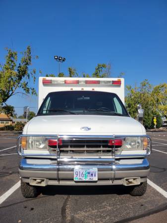 1994 Ford 7 3L e350 Ambulance Campervan for sale in Corvallis, OR – photo 2