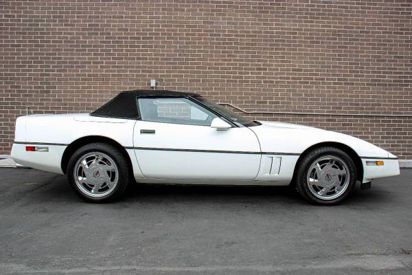 1989 Chevrolet Chevy Corvette Convertible - - by for sale in Hermosa Beach, CA – photo 16