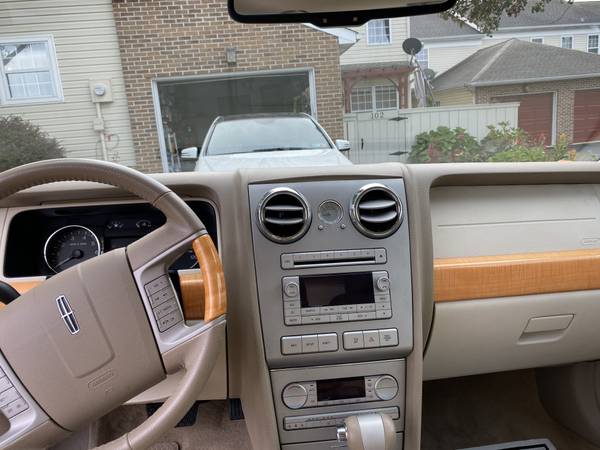 2008 Lincoln MKZ AWD Luxury - 85K - Clean Title - Beautiful Car for sale in Lancaster, PA – photo 8