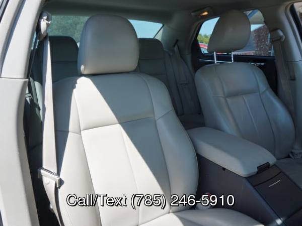 2005 Chrysler 300 *As low as $99 down!* for sale in Topeka, KS – photo 4