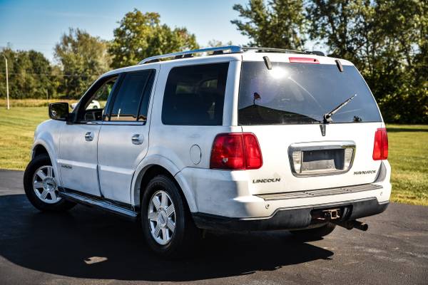 2005 LINCOLN NAVIGATOR 4X4 SUNROOF LEATHER TV/DVD 3RD ROW $3995 CASH for sale in REYNOLDSBURG, OH – photo 5