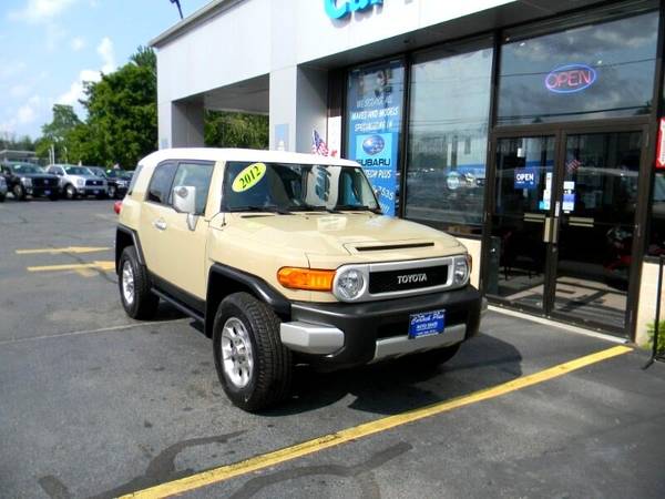 2012 Toyota FJ Cruiser 4WD 4 0L V6 HARD TO FIND SUV for sale in Plaistow, MA – photo 2