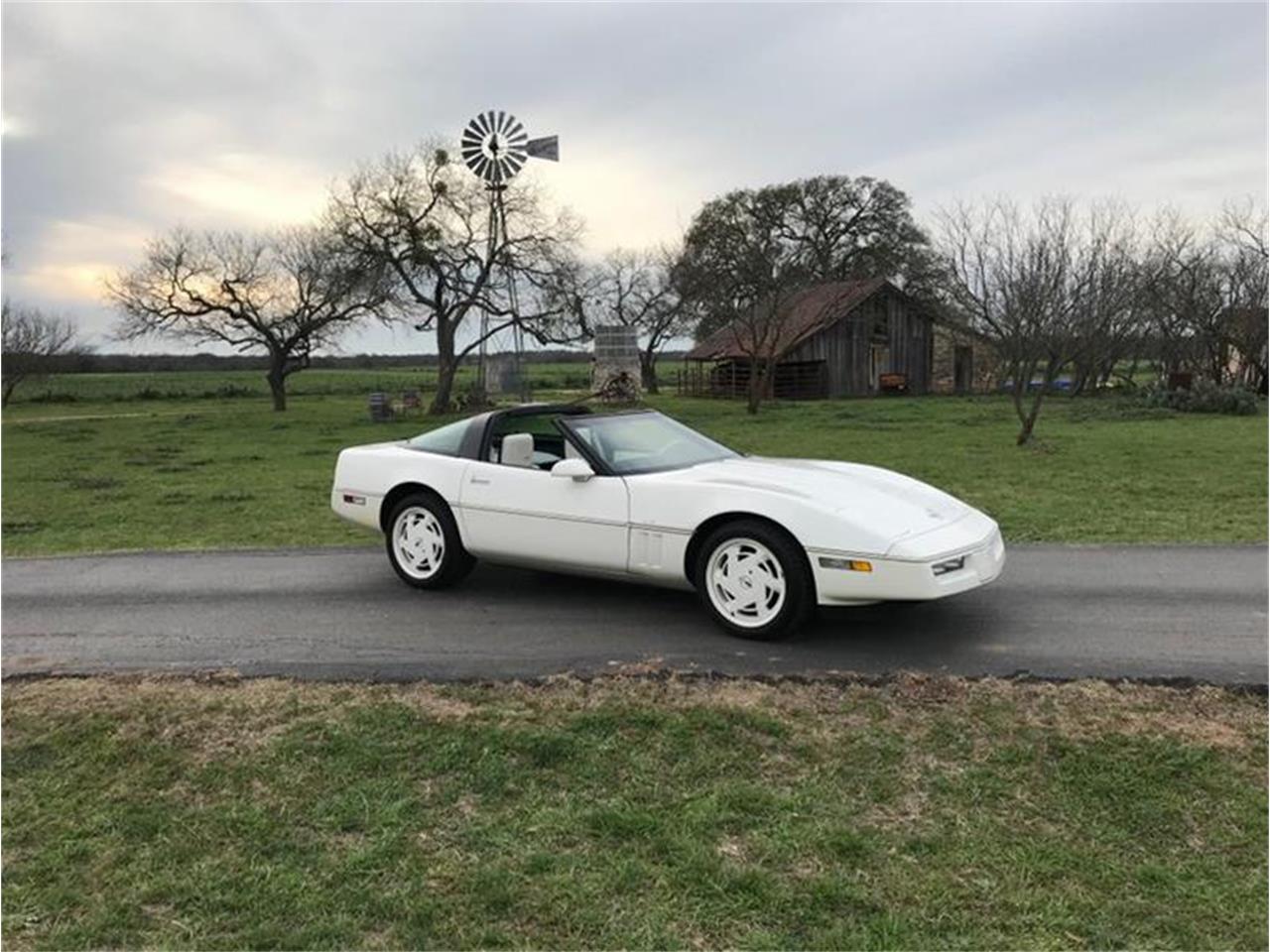 1988 Chevrolet Corvette for sale in Fredericksburg, TX – photo 14