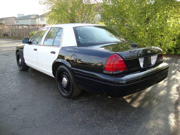 2009 Ford Crown Vic Police Interceptor (70, 000 Miles/Ex Condition) for sale in Deerfield, WI – photo 5