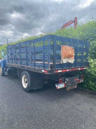 F700 Stake Bldy for sale in Philadelphia, PA – photo 4