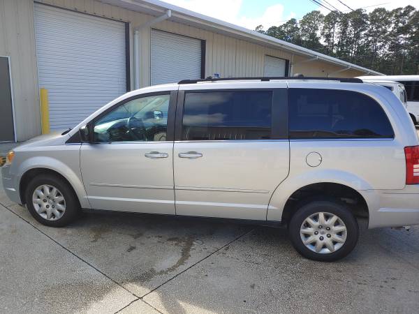 Wheelchair accessible van - cars & trucks - by dealer - vehicle... for sale in Jacksonville, FL – photo 4