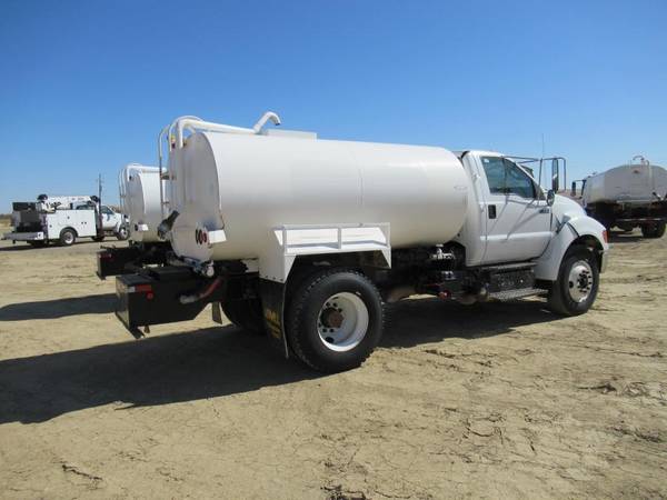 2013 Ford F750 S/A Water Truck for sale in Coalinga, CA – photo 5
