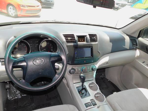 2012 Toyota Highlander w/ 3rd Row Only 88k Mi CA Owned! Must See! for sale in Fontana, CA – photo 9