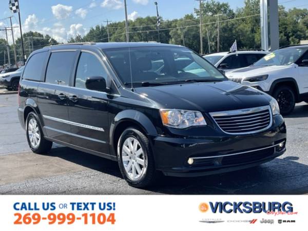 2016 Chrysler Town Country Touring - - by dealer for sale in Vicksburg, MI – photo 3