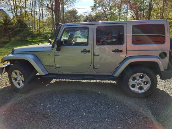 2014 Jeep Unlimited Sahara 6 Spd Manual for sale in East Haddam, CT