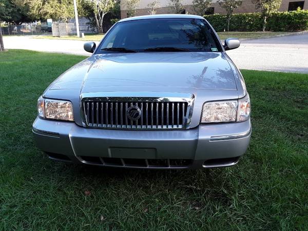 2008 Mercury Grand Marquis, 33,700 miles for sale in New Port Richey , FL – photo 4