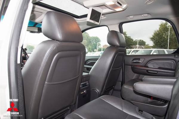 Cadillac Escalade 4x4 Premium Nav Sunroof DVD 3rd row seat suv Loaded! for sale in northwest GA, GA – photo 14