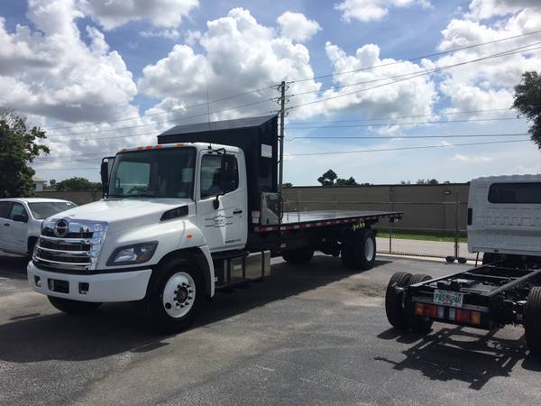 2019 Hino 268a, 24ft steelflatbed dump. Mike for sale in Pompano Beach, FL – photo 3